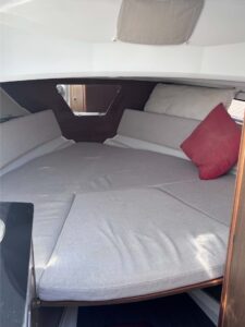 Location d'un bateau Cap Camarat à Nice avec Rent My Boat