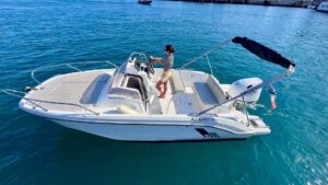 Flyer 6 Sundeck de Rent My Boata Nice