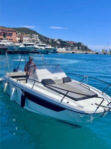 Location d'un bateau Flyer 6 à Nice avec Rent My Boat