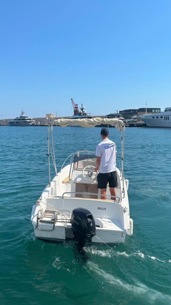 location bateaux sans permis Nice